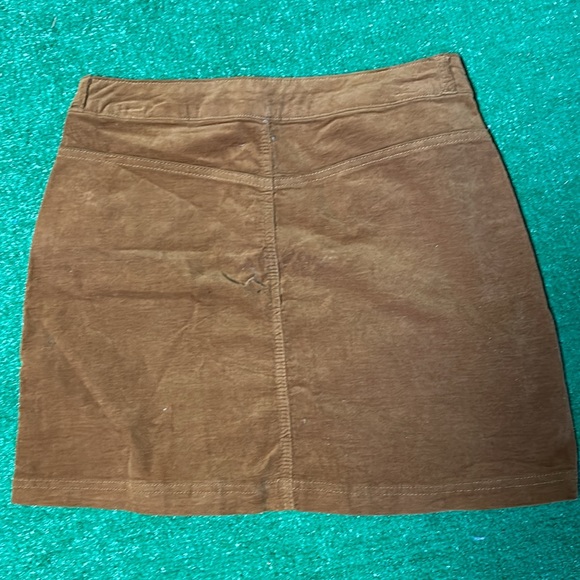 Copper Key Medium Skirt! - Picture 5 of 5